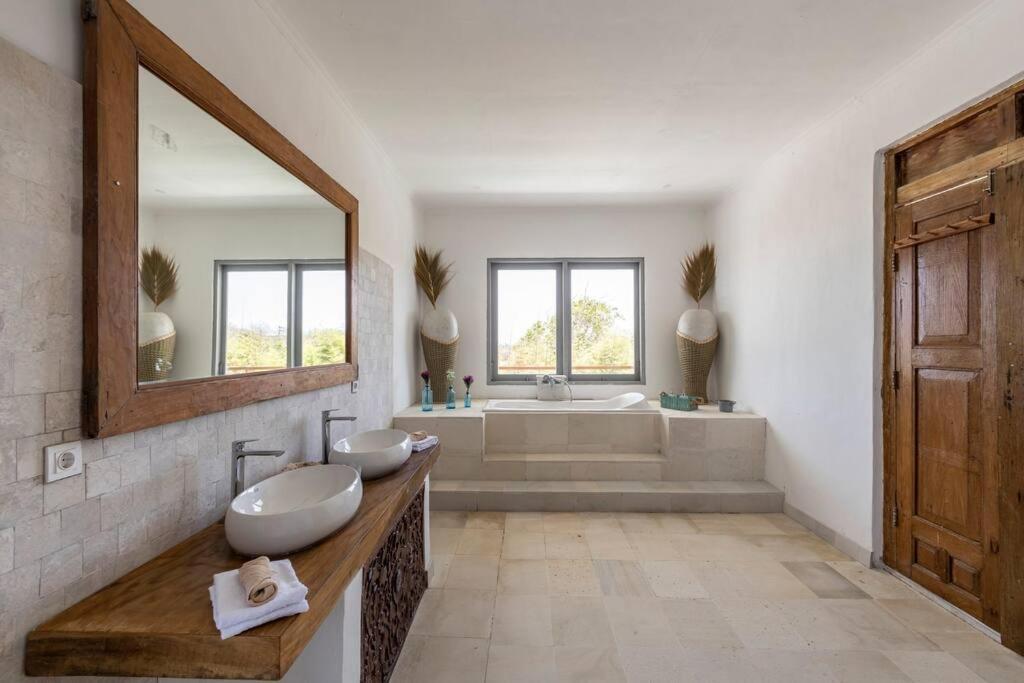 Orchid Villa 18M Pool, Sea View Нуса Лембонган Екстериор снимка